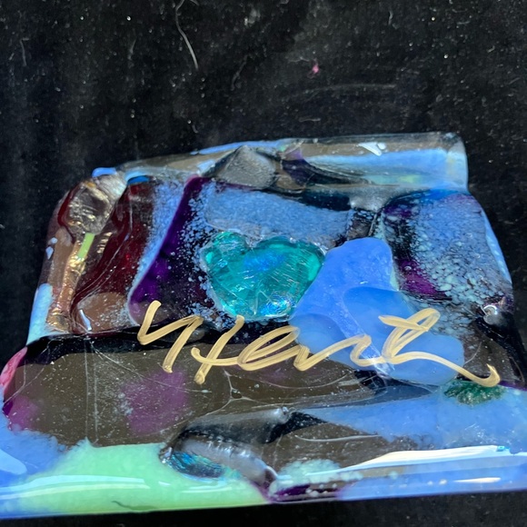 Spirit “Handmade Cast Glass Pyramid   3.5”x3.5” Original - Picture 5 of 7